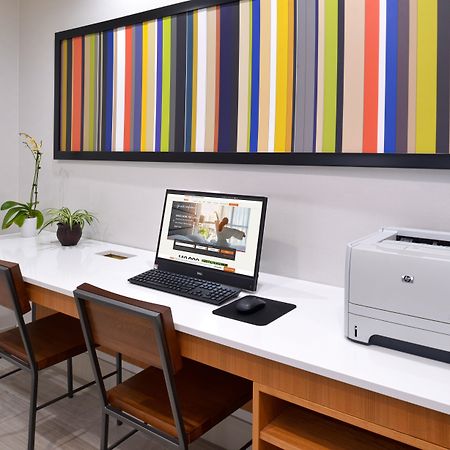 Holiday Inn Express Lodi By Ihg Buitenkant foto