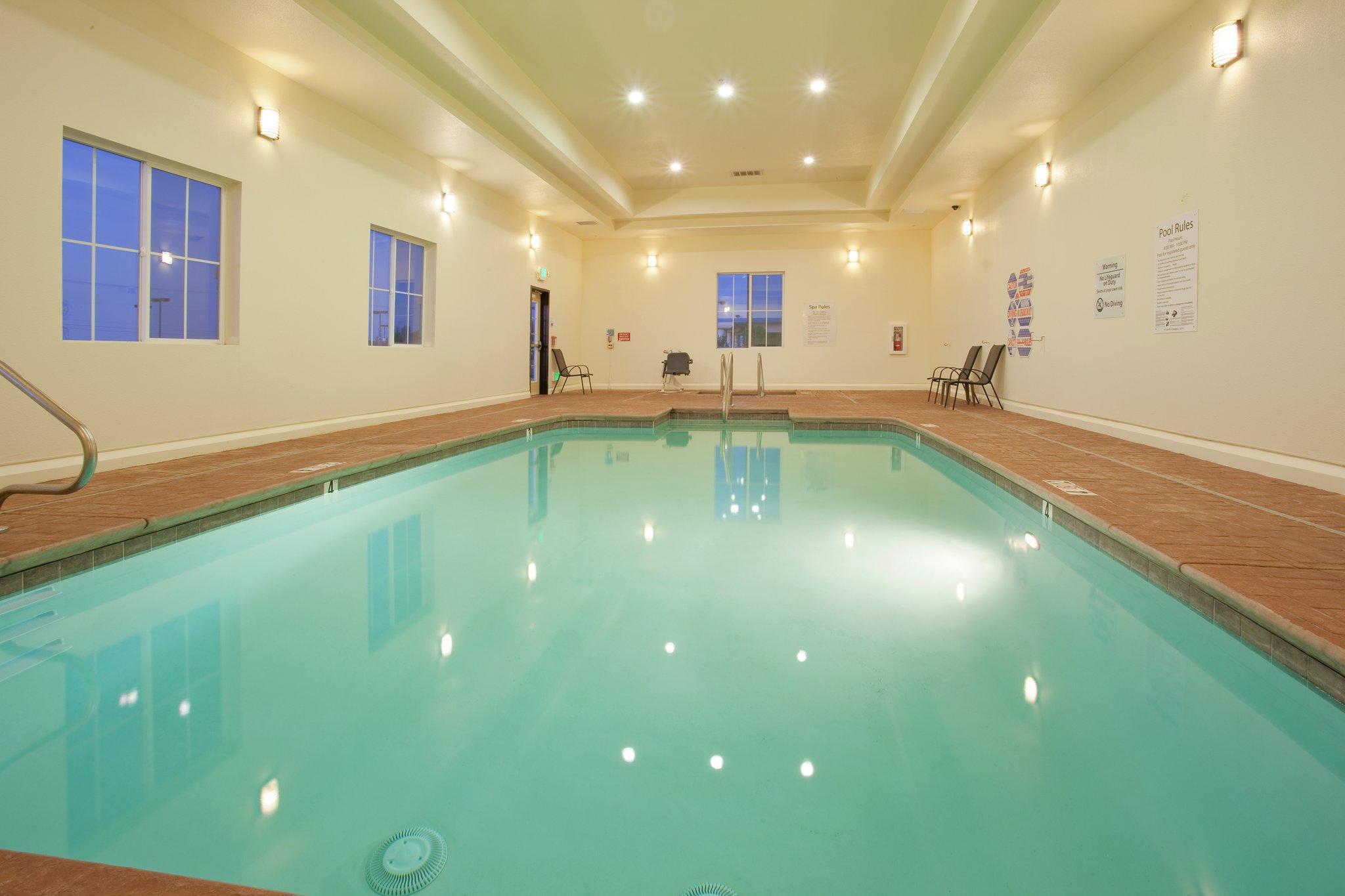 Holiday Inn Express Lodi By Ihg Buitenkant foto