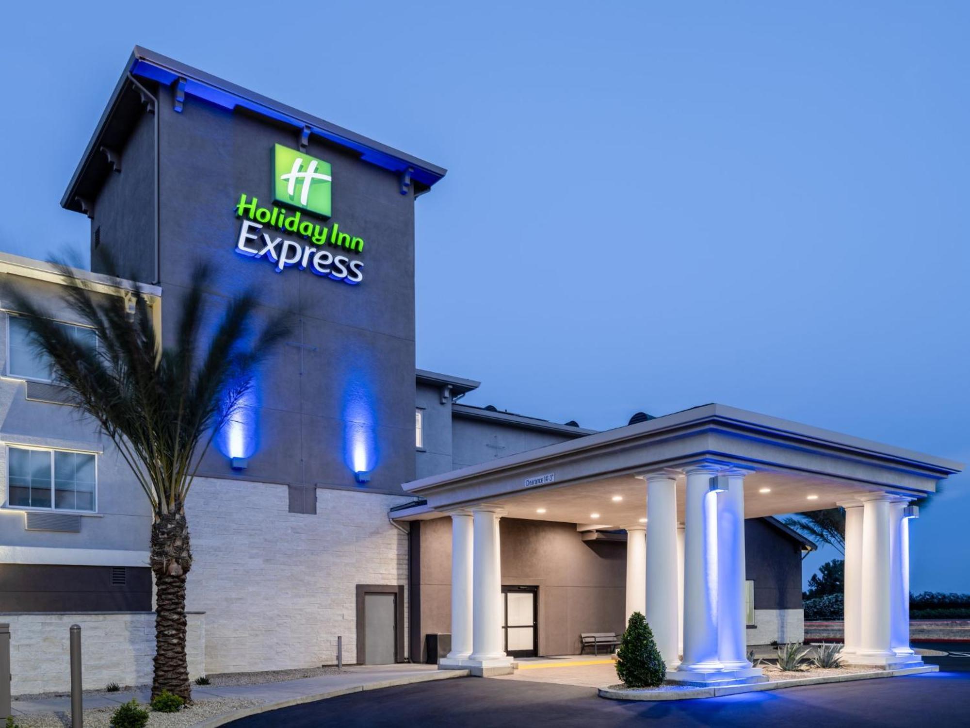 Holiday Inn Express Lodi By Ihg Buitenkant foto