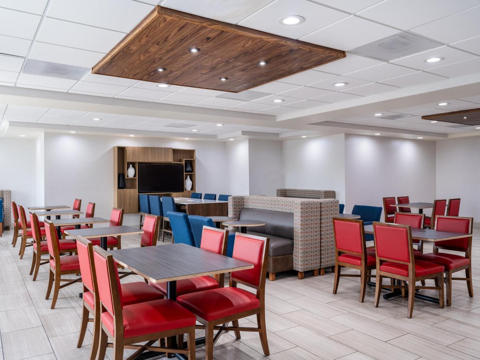 Holiday Inn Express Lodi By Ihg Buitenkant foto