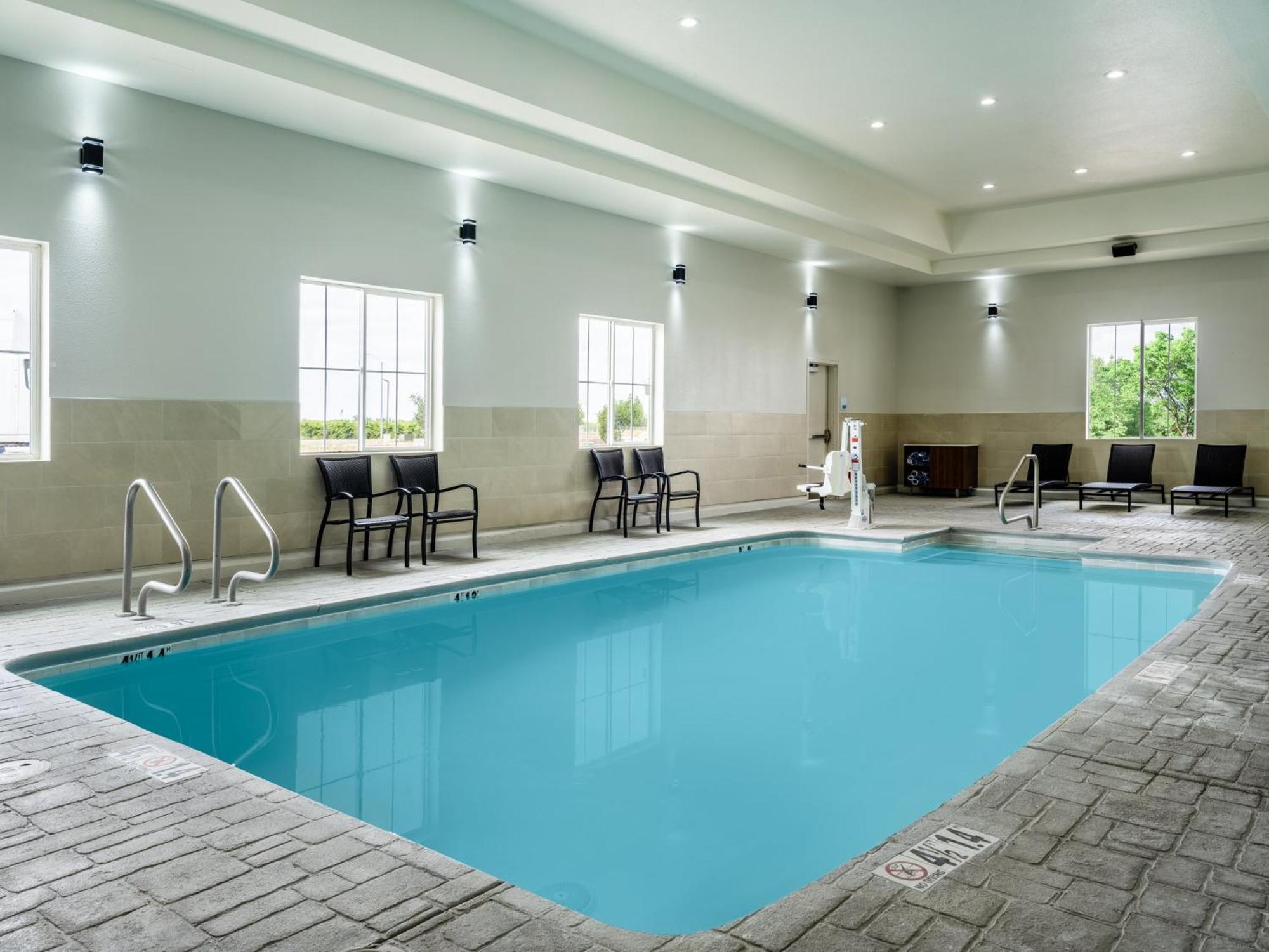 Holiday Inn Express Lodi By Ihg Buitenkant foto