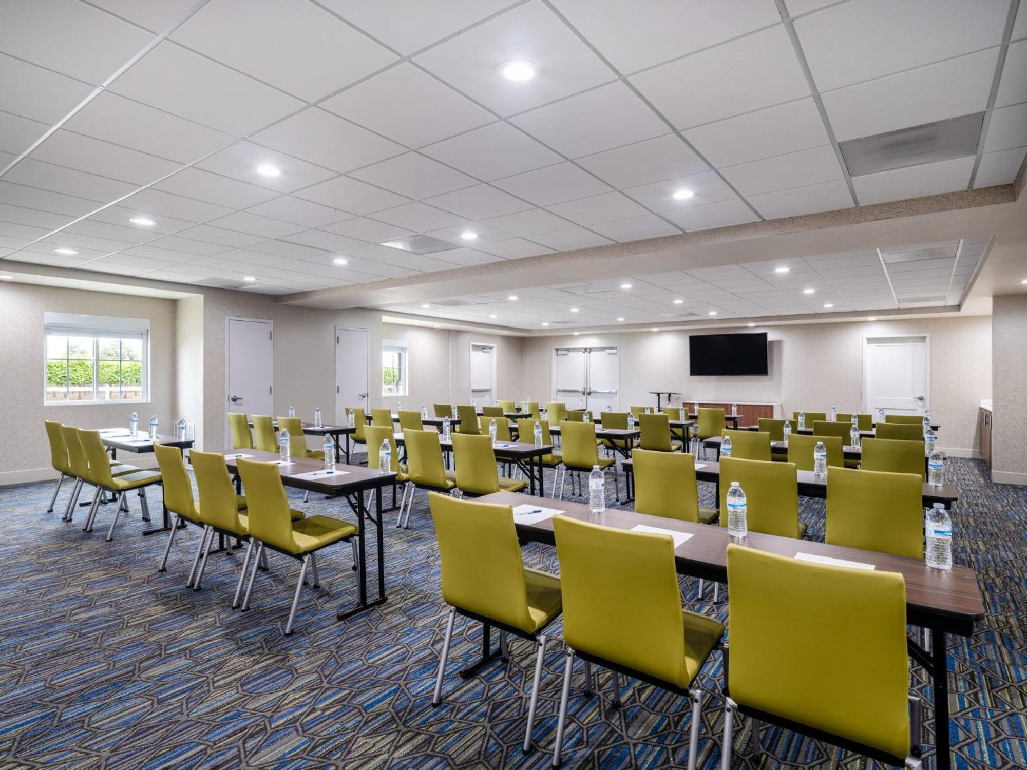 Holiday Inn Express Lodi By Ihg Buitenkant foto